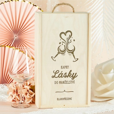 Dřevia Dřevěná krabička na dvě vína - Kapky lásky do manželství