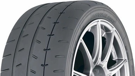 Yokohama Advan A052 225/40 R18 92Y od 205,43 € - Heureka.sk