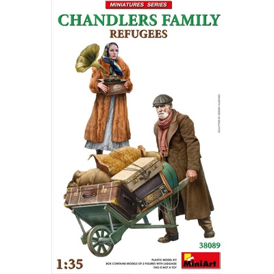 MiniArt Refugees Chandlers Family 1:35