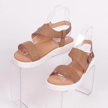 Кафяви сандали с бяла равна подметка