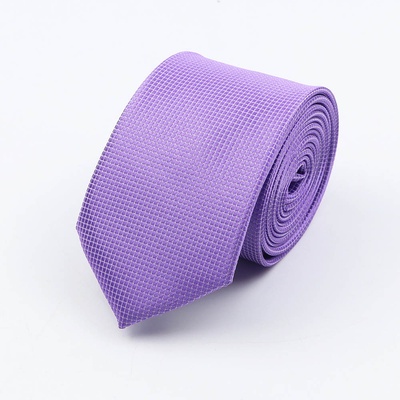 Decofashion Světle fialová kravata s jemnou aplikací