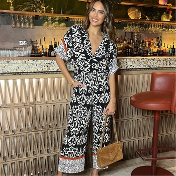 AX Paris Black And Cream V-Neck Jumpsuit - Black/Cream