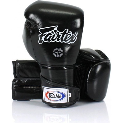 FAIRTEX BGV6 Stylish Angular Sparring Locked Thumb