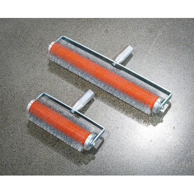 Nivelační váleček s kovovými hroty/ 458 mm.. AMF 122 – Sleviste.cz