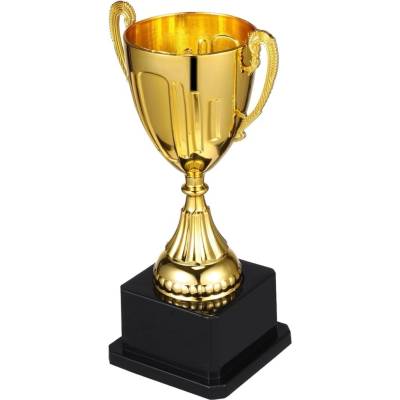 Zlatá trofej Yardwe AZ6C117Z8B49O501BW758F9