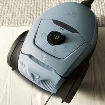 Image 1 of Electrolux Pure D8.2 (PD82-4MB)