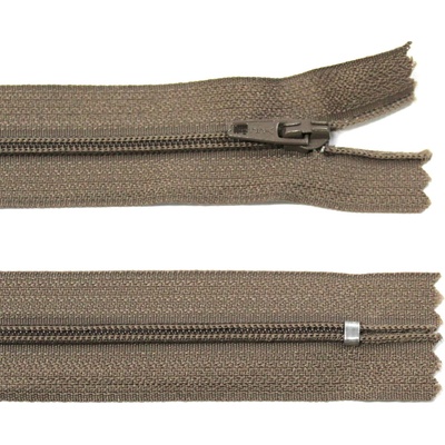Spirálový zip no.3 nerozepínací 35cm - více barev color: 697 hnědá