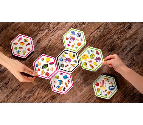 Asmodee Dobble Connect