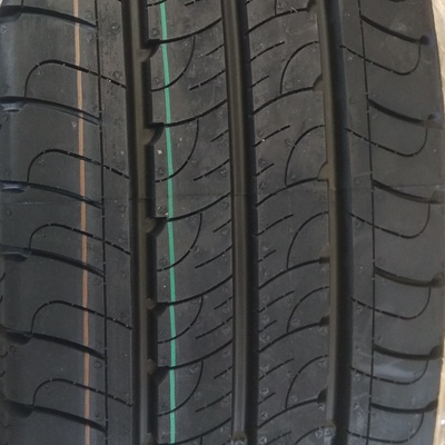 Goodyear EfficientGrip Cargo 205/70 R15 106S