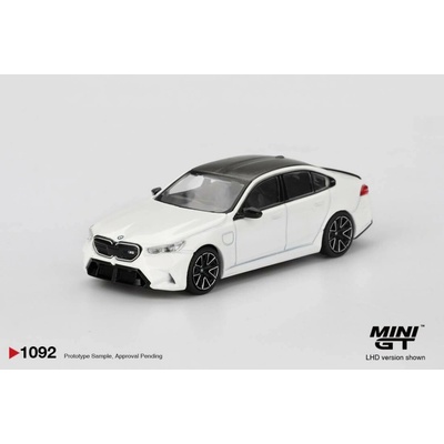 MINI GT BMW M5 Alpine White 1:64