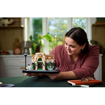 Image 1 of LEGO® ICONS™ - French Café (10362)