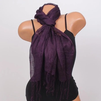 Image 1 of Дамски фин шал в тъмнолилаво с ресни
