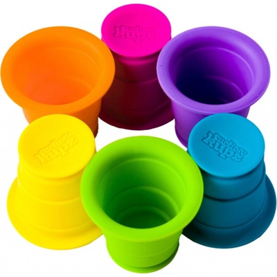 Fat Brain Toys přísavkové kelímky Suction Kupz