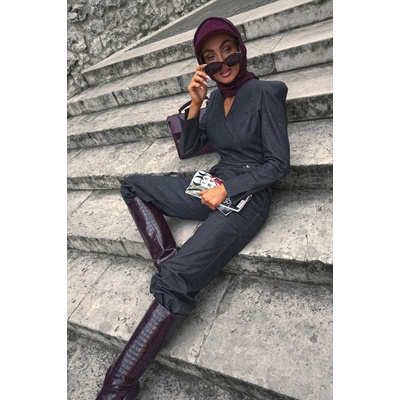 Jumpsuit s rovnými nohavicami fialový