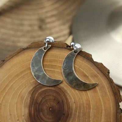 Drum Shapes KO12 Earrings Moon