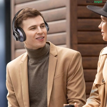 Image 1 of Oneodio A10