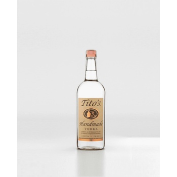 Tito's Handmade Vodka 40% 1 l (holá láhev)