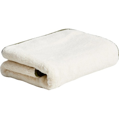 Kave Home bílo zelený ručník Sedora 70 x 140 cm
