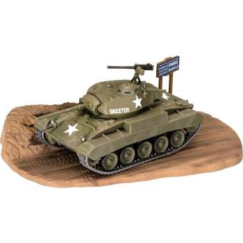 Revell Сглобяем модел Revell Военни: Танкове - Унищожител на танкове M24 Chaffee (03323)