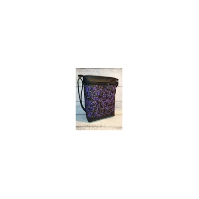 Malá crossbody kabelka fialová