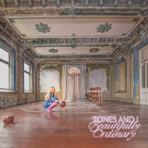 Tones and I - Beautifully Ordinary (CD) (0075678605239)