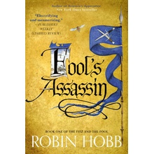 Fool's Assassin Book One of The Fitz and the Fool Trilogy - Hobb Robin