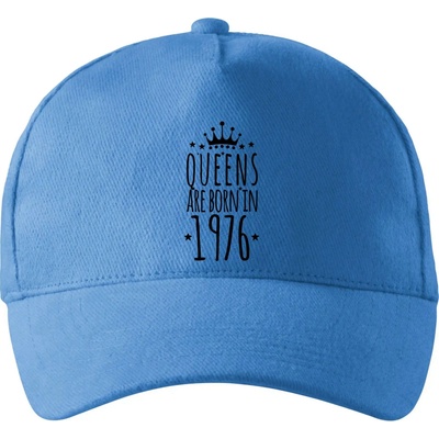 Queens are born in 1976 so zahnutým šiltom a mosaznou sponou Svetlomodrá