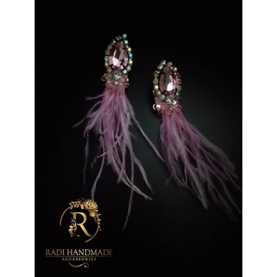 Radi handmade Обици с розови пера (531)