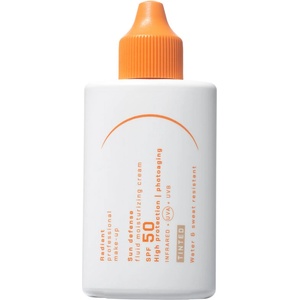 Radiant Слънцезащитен крем за лице Radiant SUN DEFENSE FLUID MOISTURIZING CREAM SPF 50 (1901805)