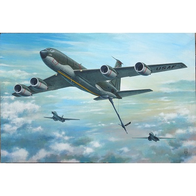 Roden Boeing KC 135 2x camo 1:144