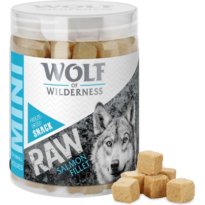 Wolf of Wilderness Mini Raw Snacks sušené mrazom filety z lososa 50 g