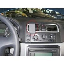 Brodit ProClip pro Škoda Fabia 08-14/Praktik/Roomster/Roomster Scout 07-15, na střed 853948
