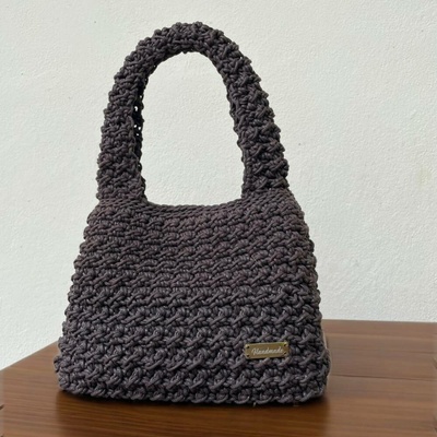 Háčkovaná kabelka voskovaná bavlna tmavě hnědá 22×17×9 cm ruční výroba