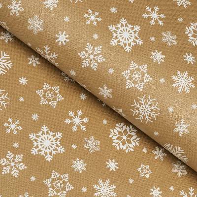 Vianočný PVC obrus Biele vločky na zlatom PV-070 - metráž š. 140 cm