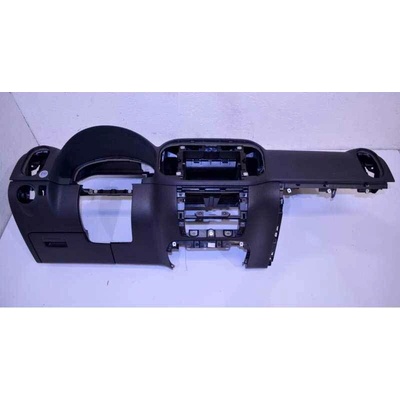 palubní deska VW Golf VI Plus 5M0 5M1858296A 5M1857003AB 81X