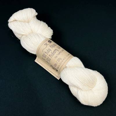 MMboutique 70% Alpaca 30% Mulberry Silk 4ply 400 m