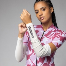 Alé Clothing SunSelect ArmWarmer na ruce