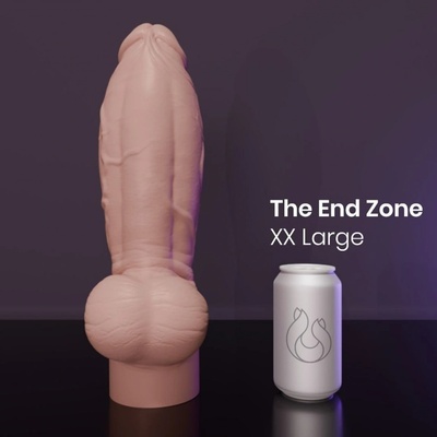 Erotixxx Toys The End Zone Pale Flesh 75% XXL prémiové silikónové dildo s Vac-U-Lock 35,5 x 7–10,3 cm