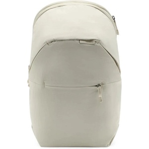 Peak Design City Backpack 22L Цвят: тъмно зелен