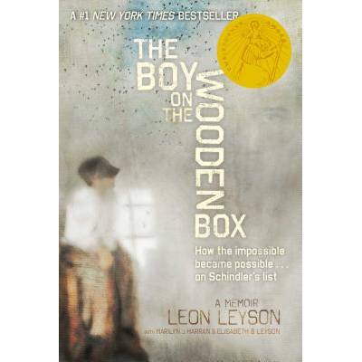 The Boy on the Wooden Box: How the Impossible Became Possible....on Schindlers List - (Leyson Leon)(Paperback)