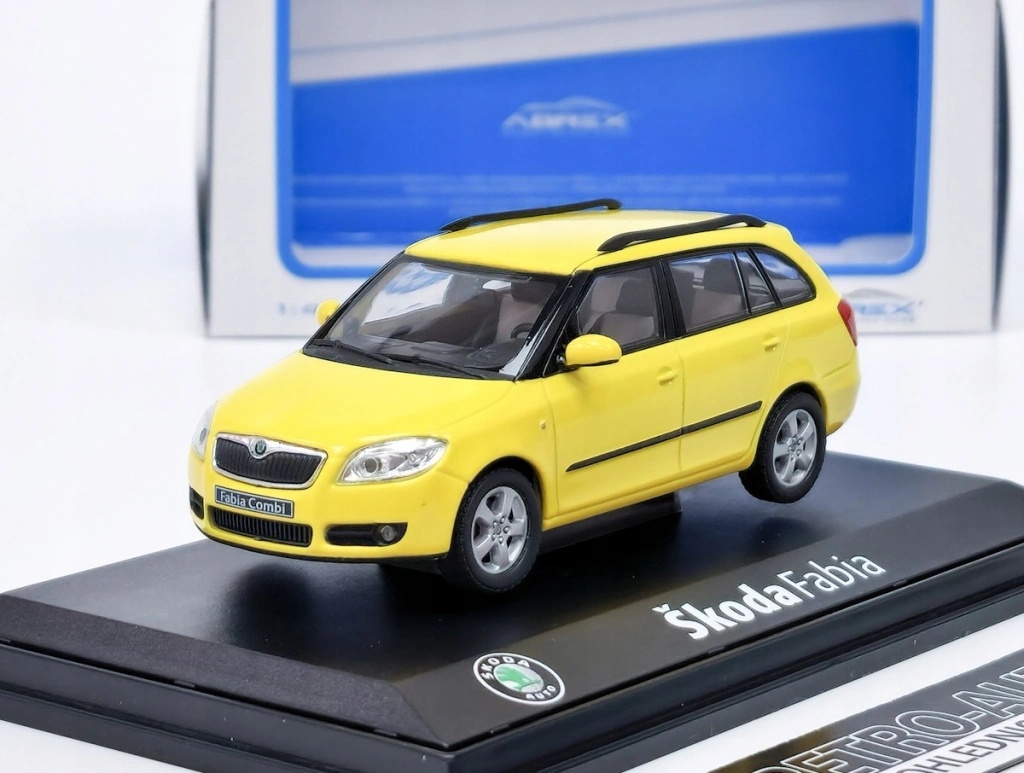 Škoda Fabia ② ミニカーセット 1/72 Škoda Fabia ② ミニカーセット 1/72
