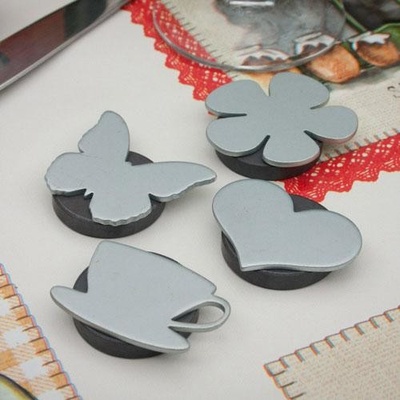 Impol Trade 2640017 Závažie na obrus magnet motýľ 4 ks