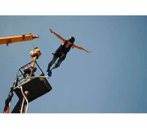 Bungee jumping v Prahe