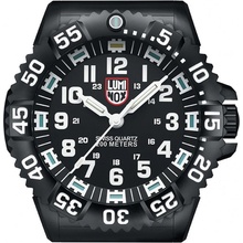 Luminox BIG.40