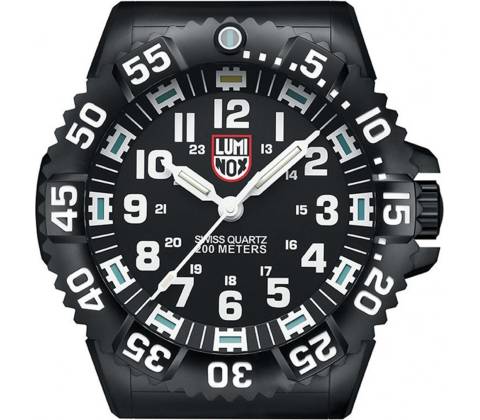 Luminox BIG.40