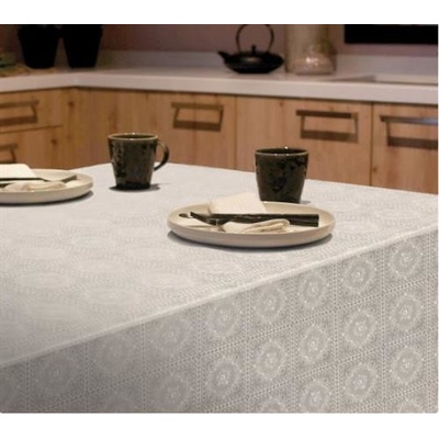 Obrus PVC XR02, metráž, 20 m x 140 cm, čipka s ružičkami, IMPOL TRADE