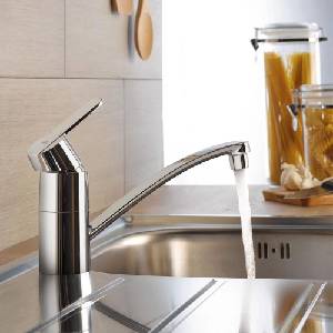 GROHE Get кухненски смесител с едноръкохватков механизъм, гланциран хром, нисък чучур (32891000)