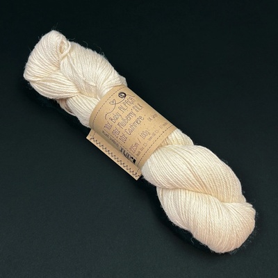 MMboutique 70% Alpaca 20% Mulberry Silk 10% Cashmere DK 225 m