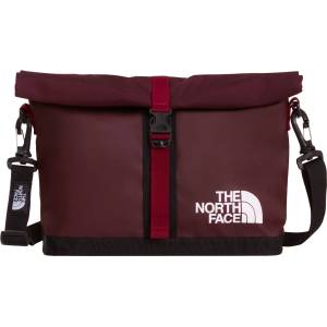 The North Face Base Camp Shoulder Bag Цвят: червен
