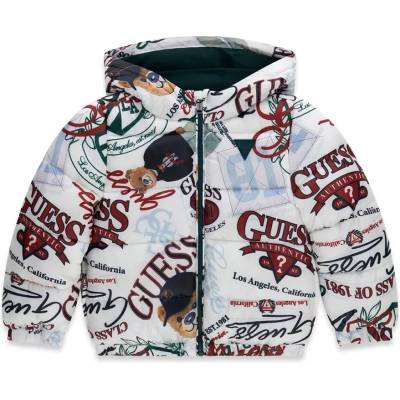 GUESS Бяло яке за мини момче с многоцветни надписи, мечета и лого Guess